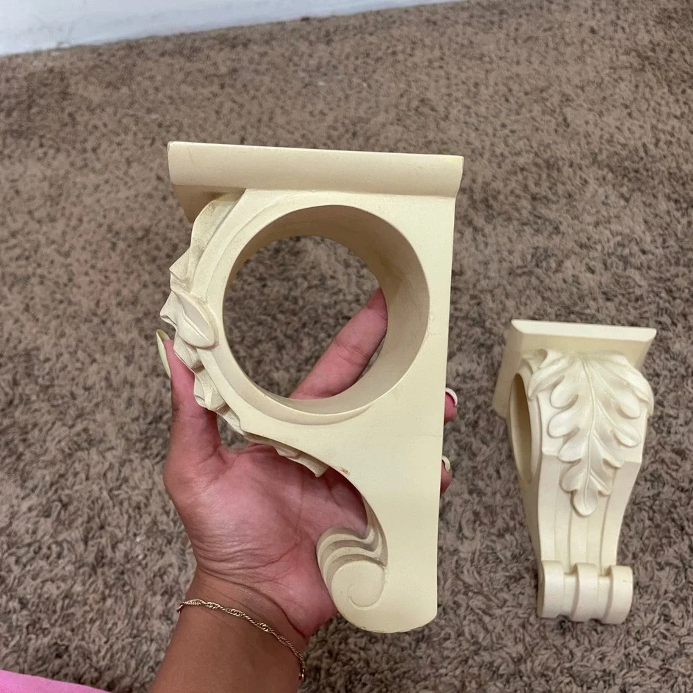 Vintage Style‎ Acanthus Leaf Curtain Rod Bracket Pair Cream Italian Tuscan READ